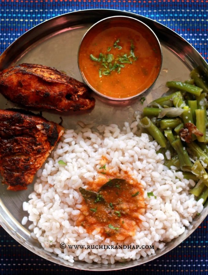 Mangalorean Plated Meal Series – Boshi# 16 – Simple Fish Fry, Tomato Saar, Beans Thel Piao & Rice