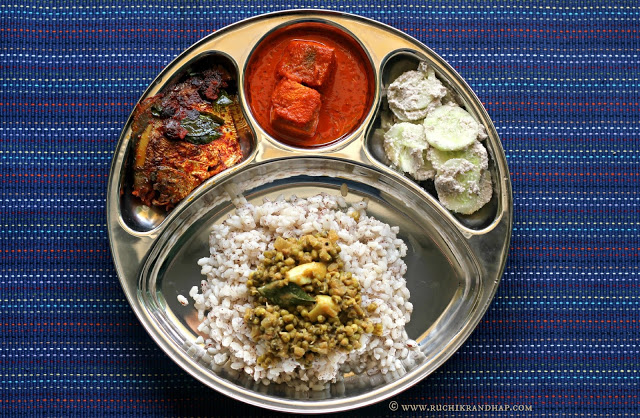 Mangalorean Plated Meal Series – Boshi# 32 – Fish Vindaloo, Cucumber Salad, Moong Curry, Fish Fry & Rice