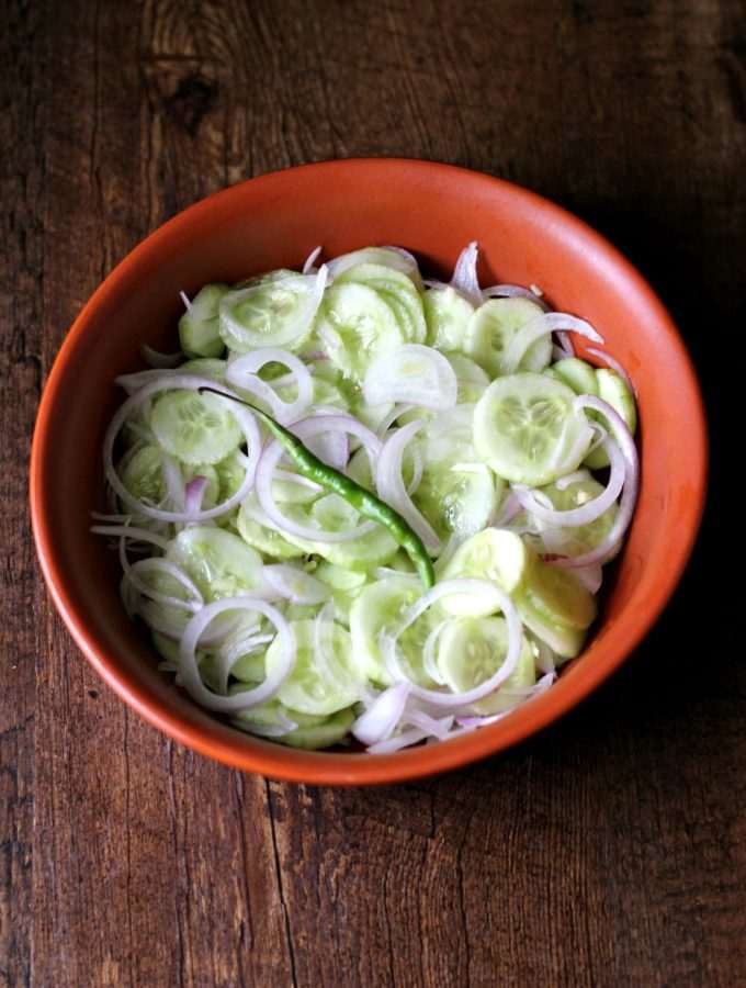 Thoushyaso Saladh/Kharam ~ Cucumber Salad without Coconut