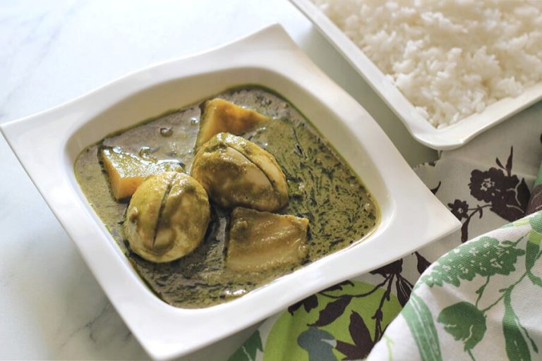 Egg Green Curry Ruchik Randhap
