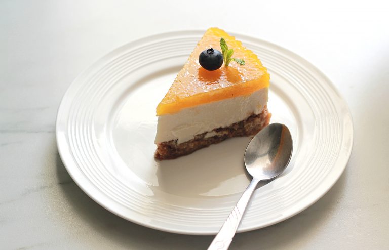 Baked Yogurt Cheesecake with Mango Jelly - Ruchik Randhap