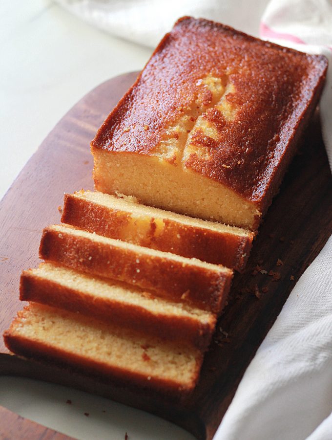 Pineapple Cake + Video!