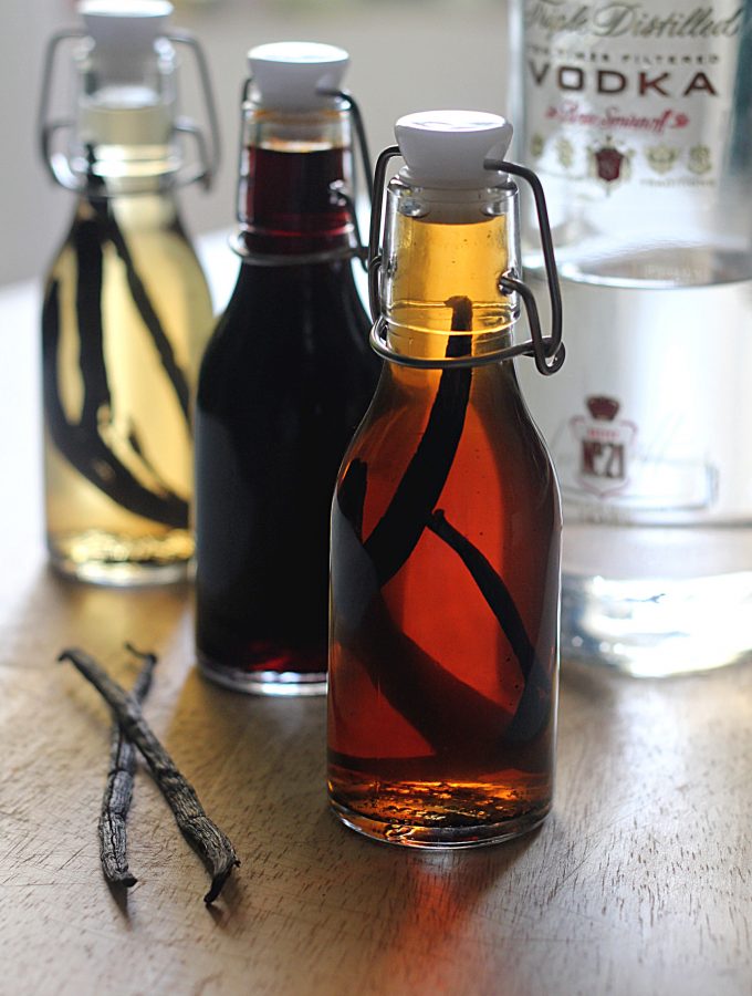 Homemade Vanilla Extract | How to Make Vanilla Extract + Video!