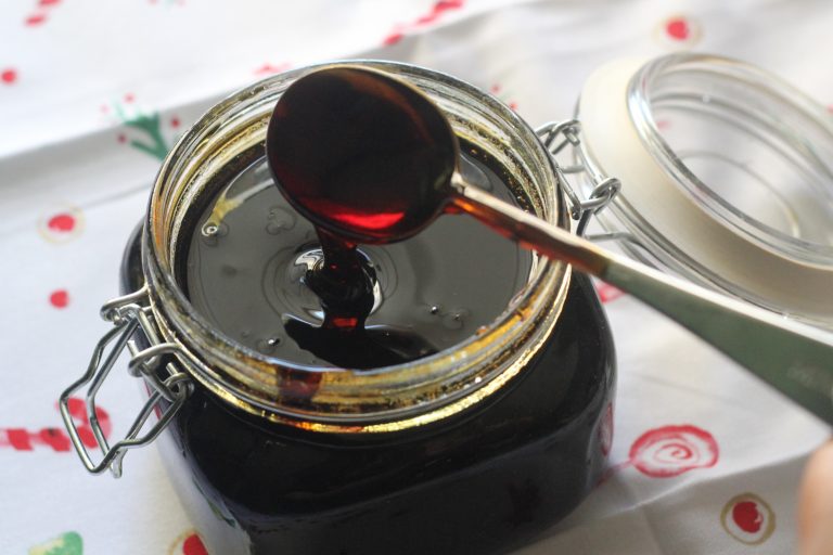 Homemade Treacle | How to Make Treacle | Dark Caramel + Video! - Ruchik ...